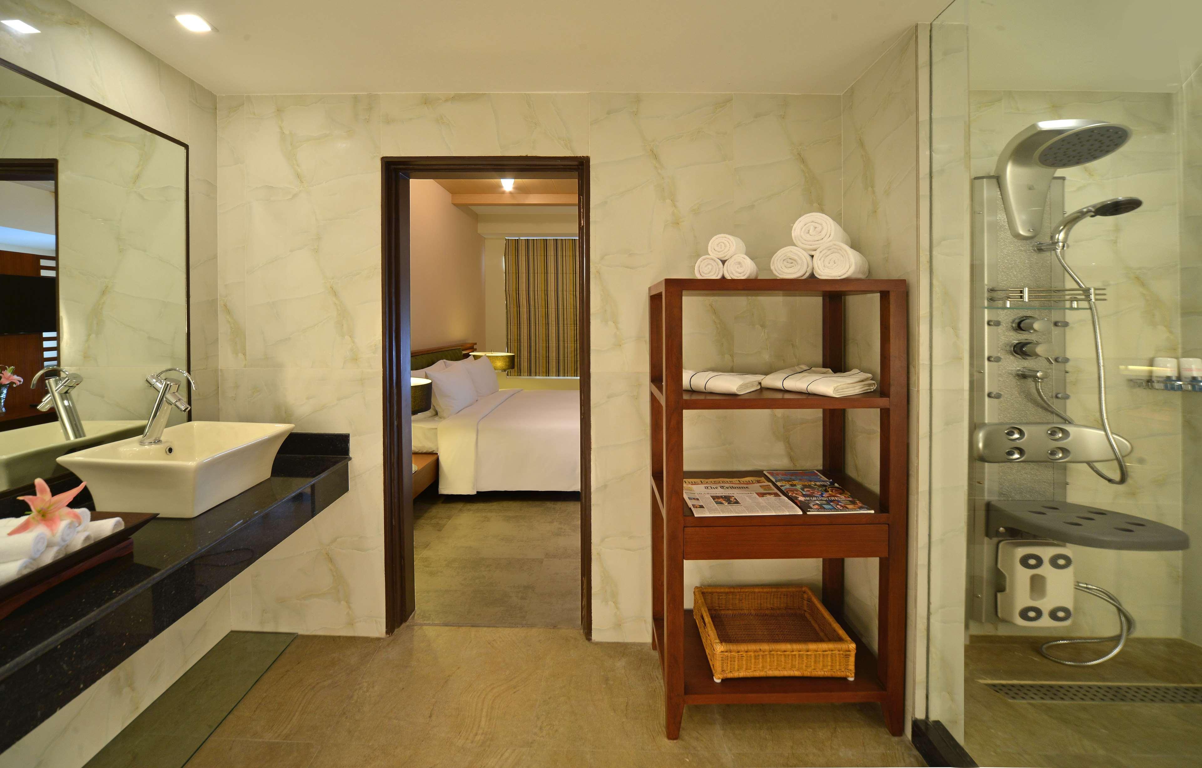 Park Inn By Radisson Amritsar Airport Ngoại thất bức ảnh